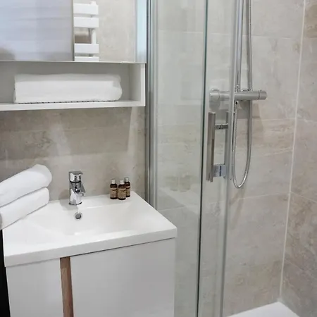 Apartment Proche Carlton & Croisette, 202 - Palmazur *